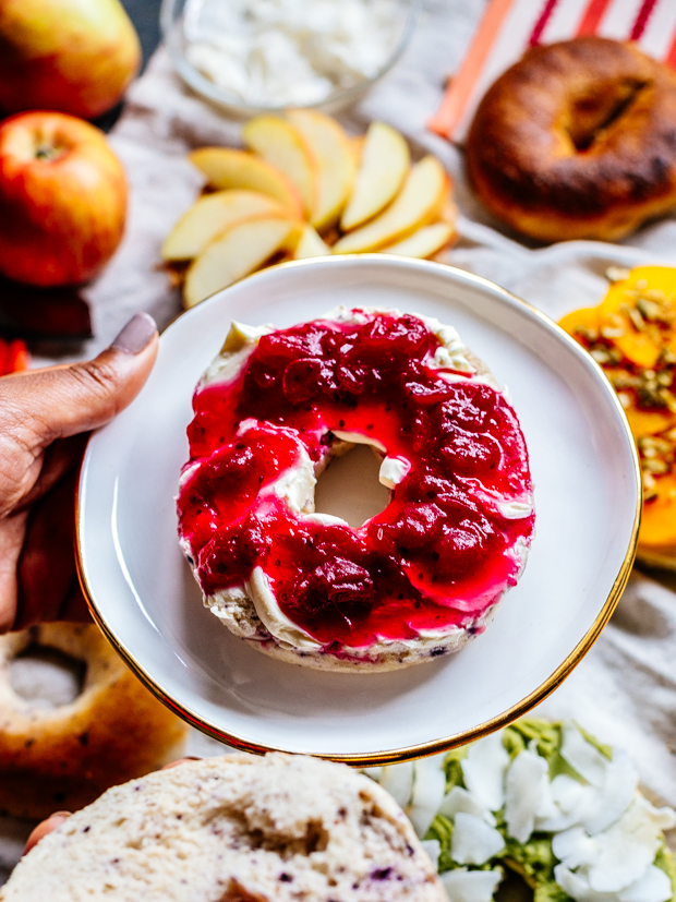 Bagel with creamcheese and cranberry sauce